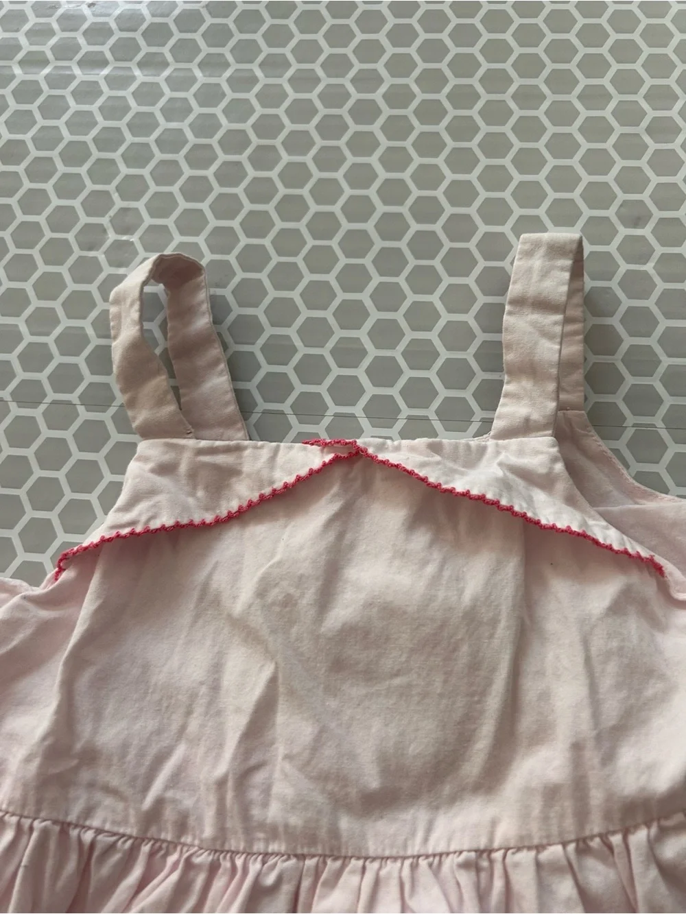 Gymboree Light Pink and White Gingham Seersucker Striped Girls Dress. Size 5T